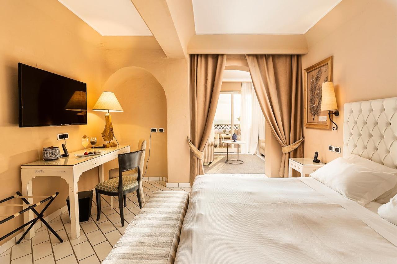 Therasia Resort Sea And Spa - The Leading Hotels Of The World Vulcano  Exterior foto