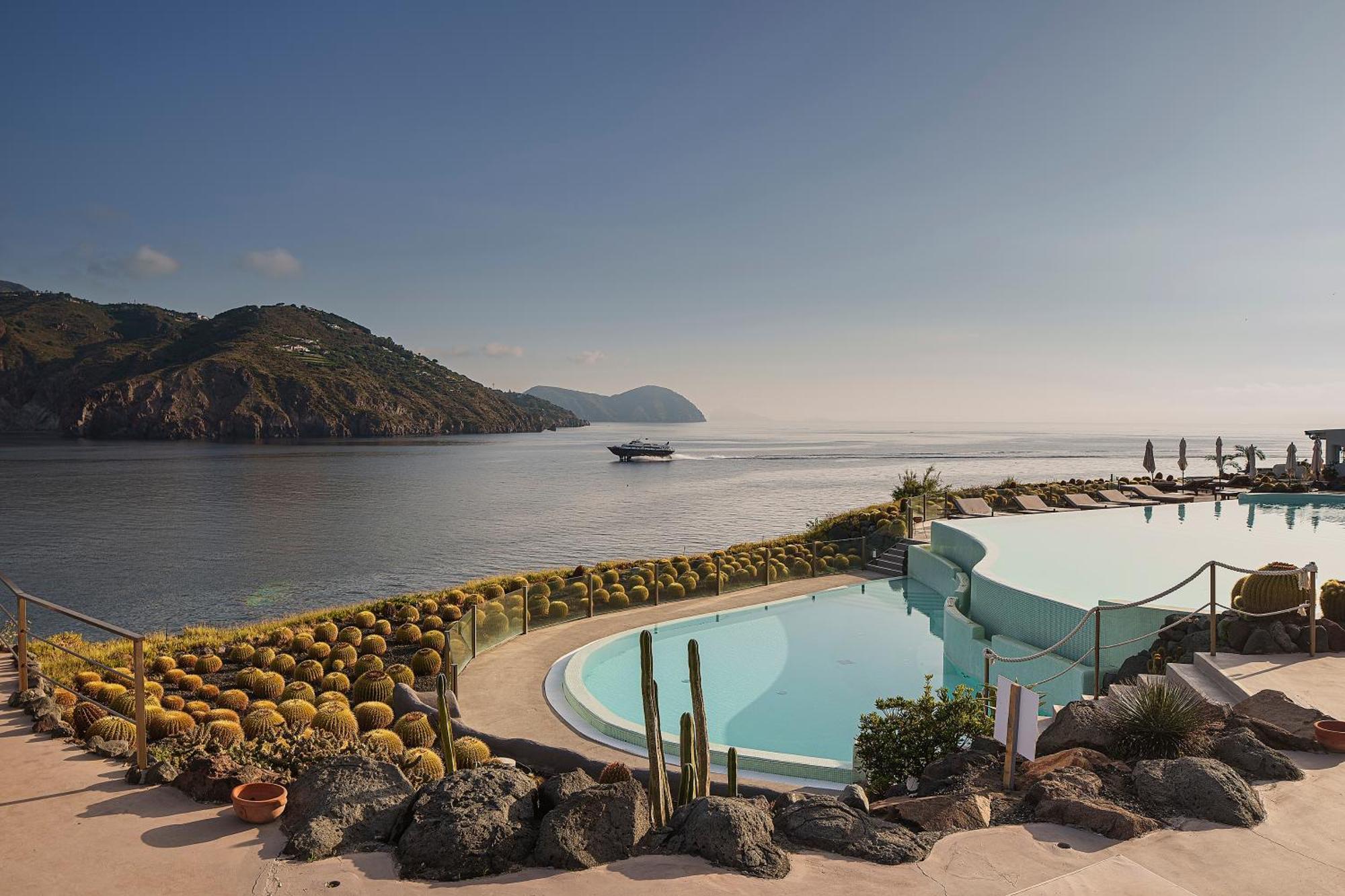 Therasia Resort Sea And Spa - The Leading Hotels Of The World Vulcano  Exterior foto