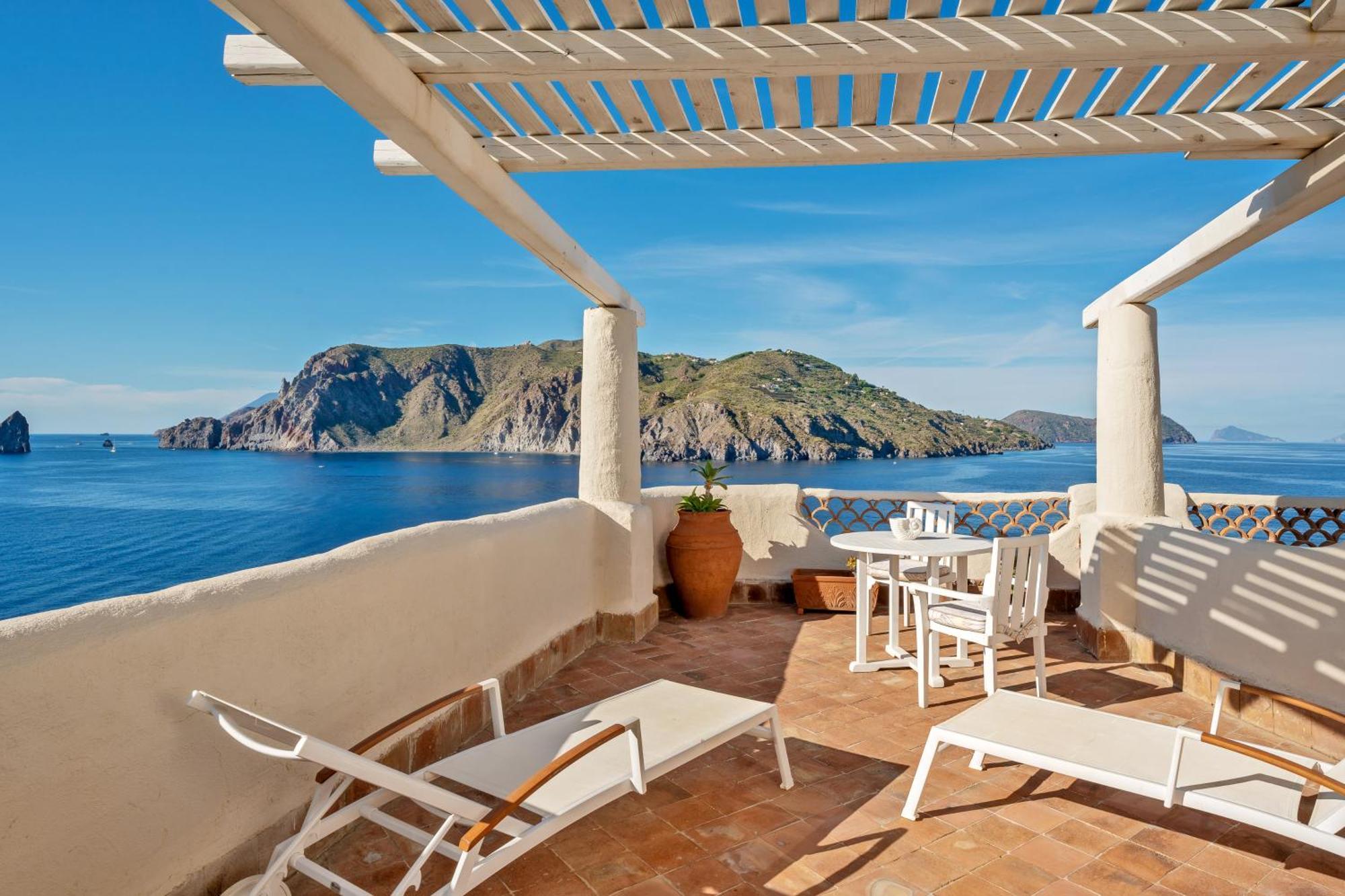 Therasia Resort Sea And Spa - The Leading Hotels Of The World Vulcano  Exterior foto